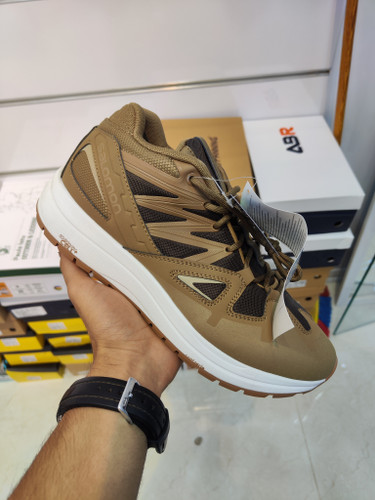 کفش سالامون اصلی مردانه contagrip تک سایز ۴۵ و ۴۴