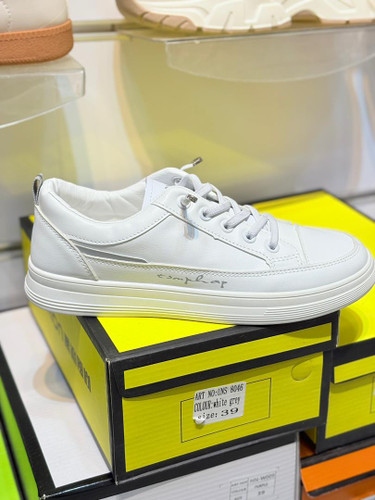 ونس دخترانه مدرسهای